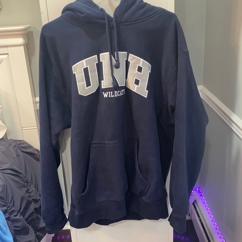 UNH hoodie